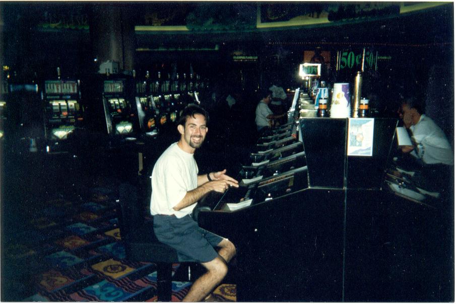 vegasslot.jpg